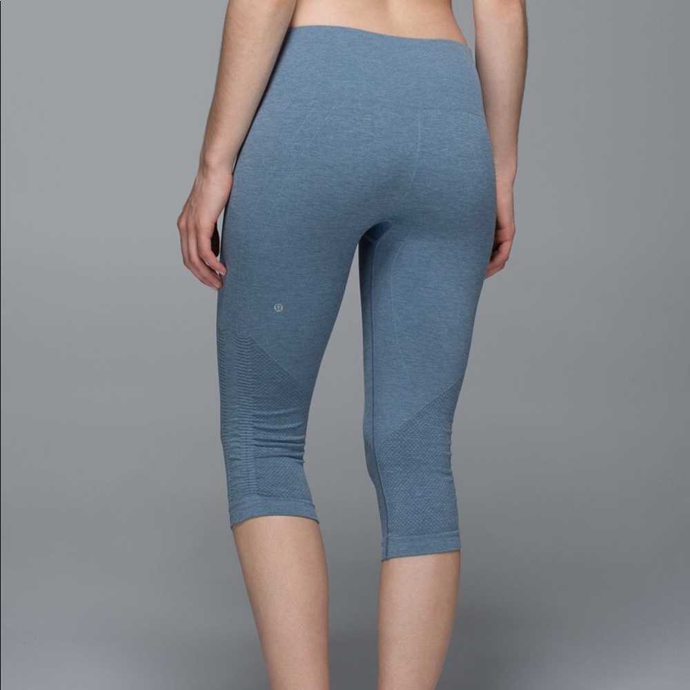 Lululemon In the Flow Crop Light Blue